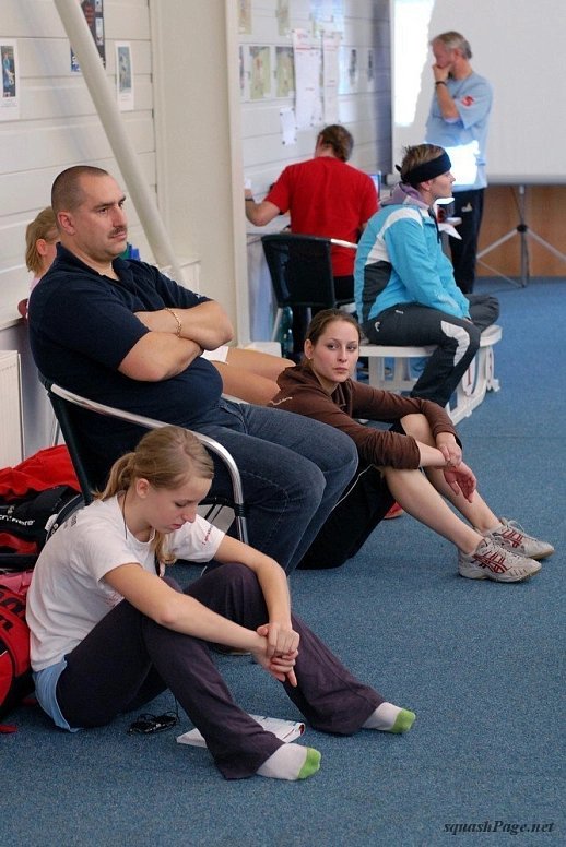 Pelešková Denisa, Siga?evová Jana squash