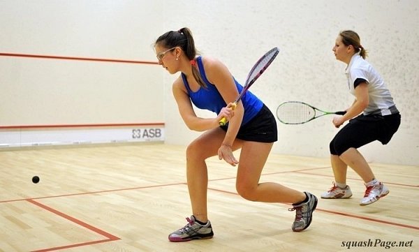 Karolína Holinková squash