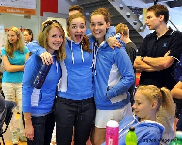 Tereza Elznicová, Klára Komínková, Petra Pošíková squash