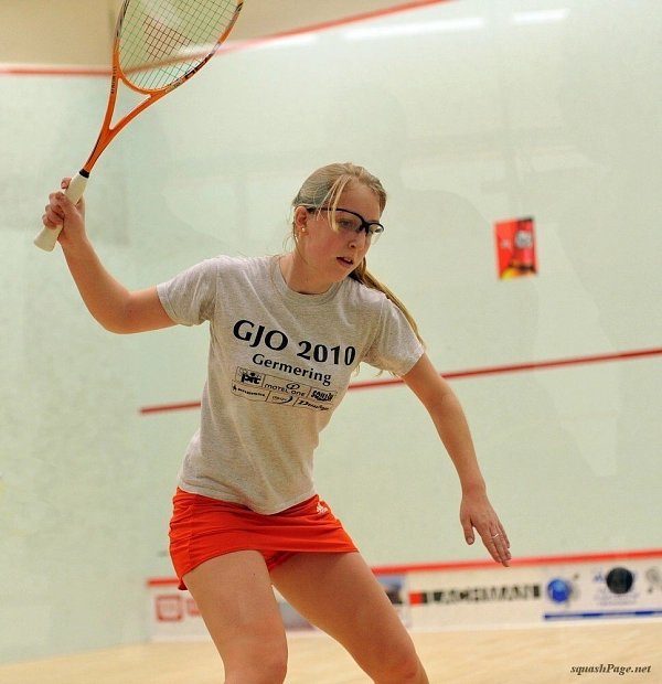 Pelešková Denisa squash
