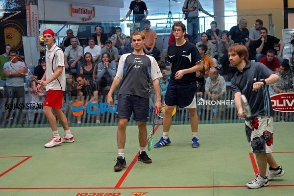 ?ech Jaroslav, Švec Roman, Stupka Jakub, sqush